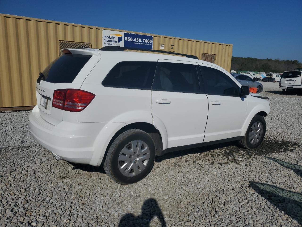 2017 Dodge Journey - Image 3