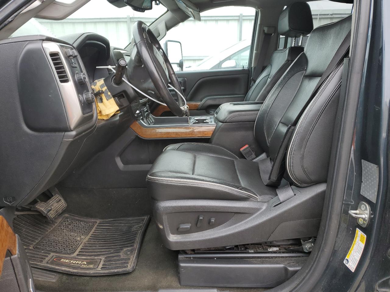 2017 Chevrolet Silverado - Image 7
