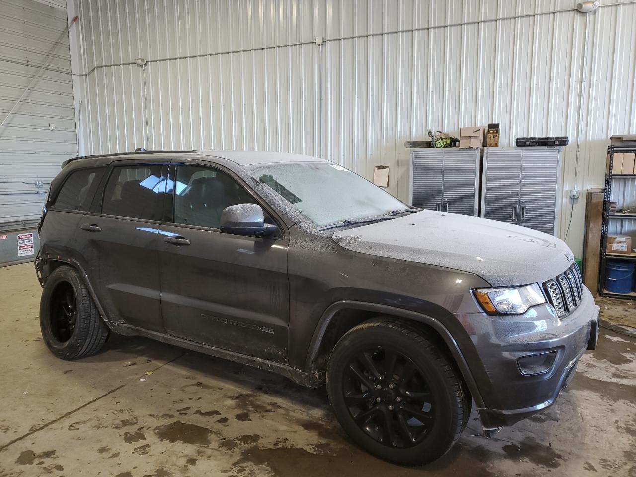 2019 Jeep Grand Cherokee - Image 4