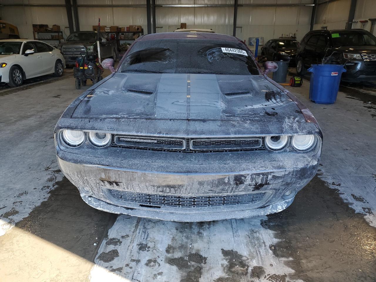 2019 Dodge Challenger - Image 5