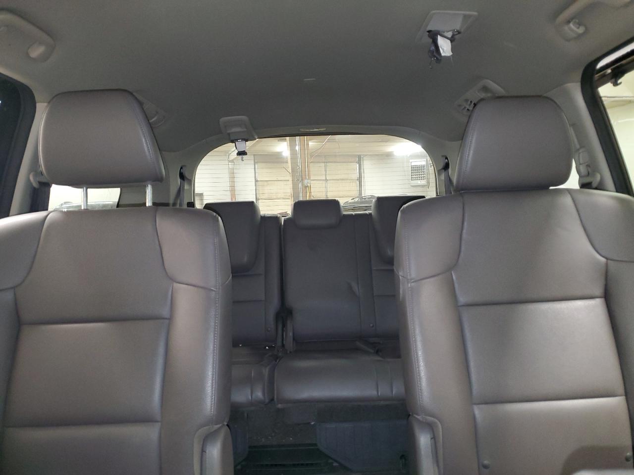 2016 Honda Odyssey - Image 10