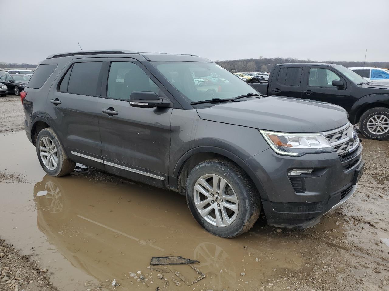 2018 Ford Explorer - Image 4