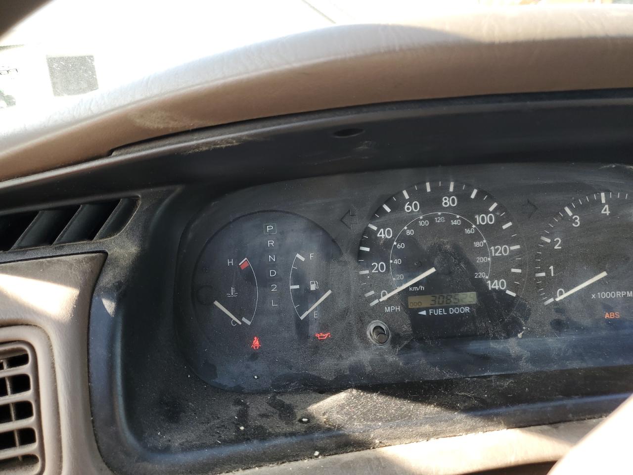 2000 Toyota Camry - Image 9