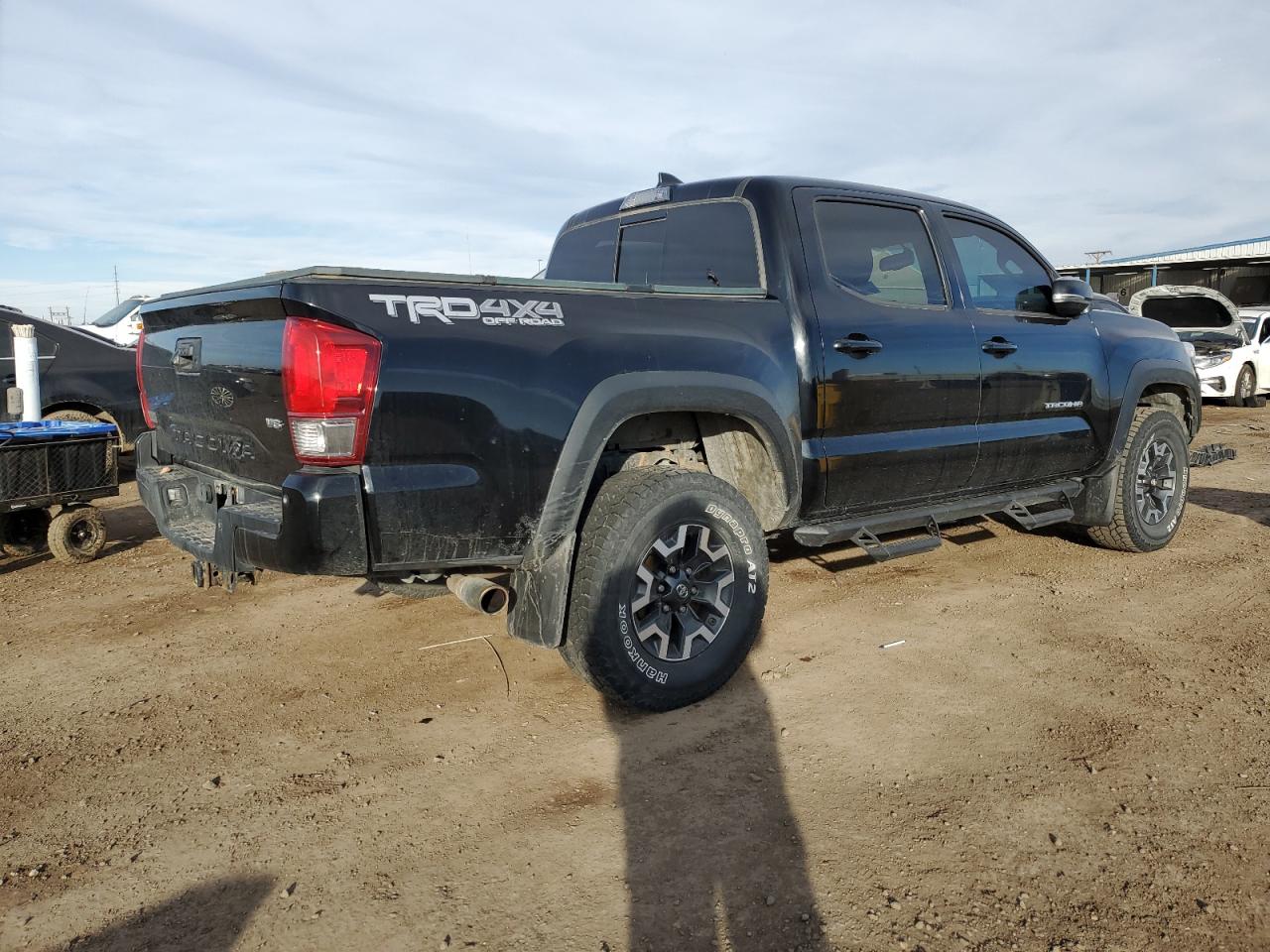 2017 Toyota Tacoma - Image 3