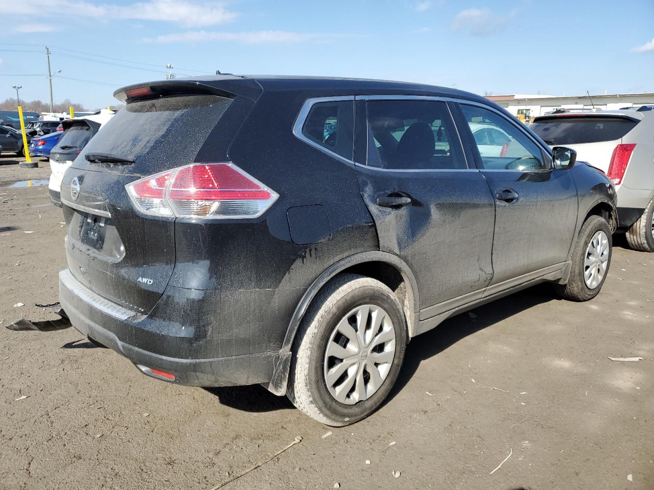2016 Nissan Rogue - Image 3