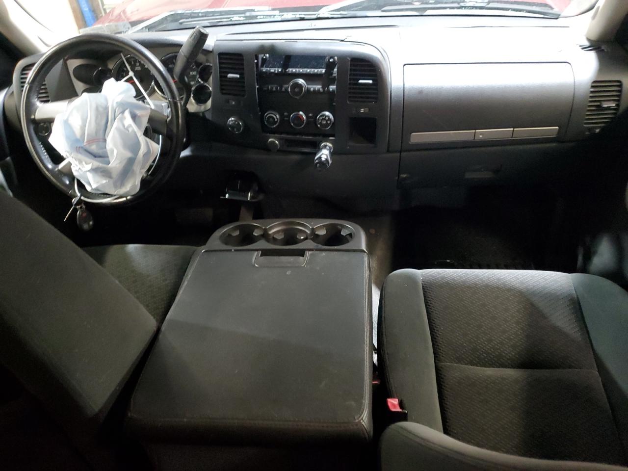 2008 Chevrolet Silverado - Image 8