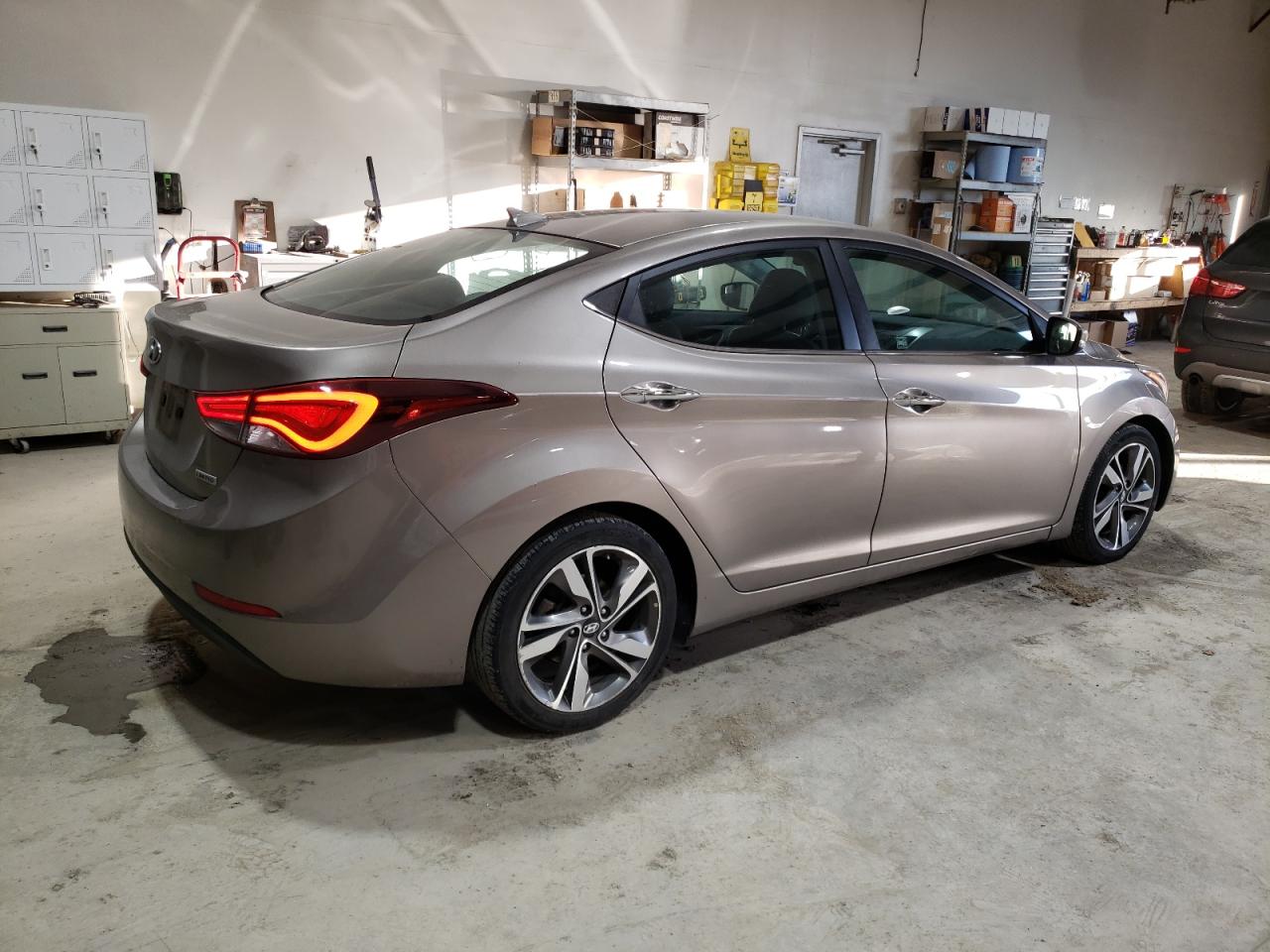 2014 Hyundai Elantra - Image 3