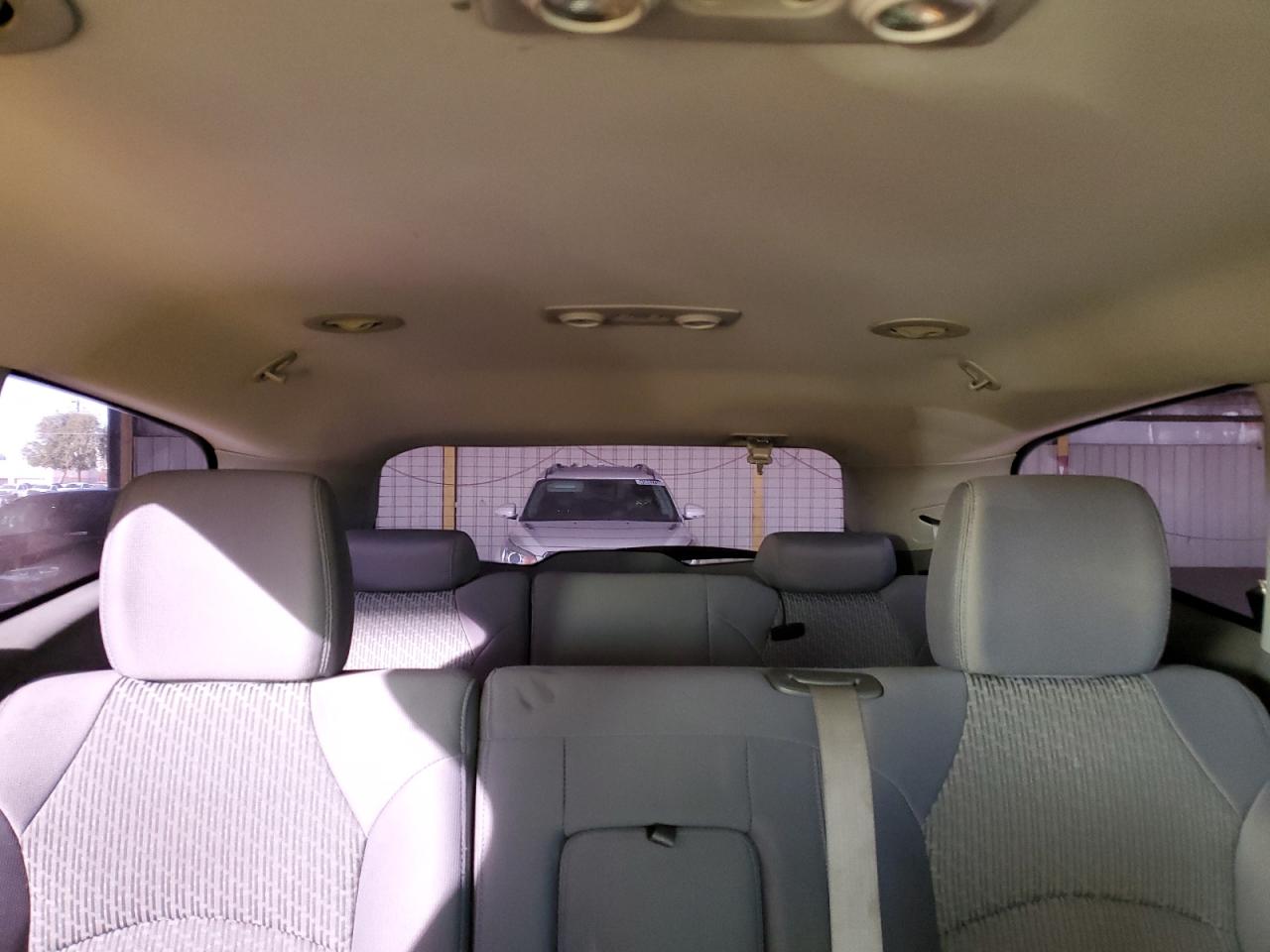2012 Chevrolet Traverse - Image 10