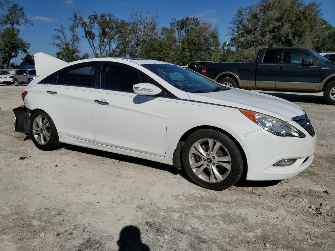 2011 Hyundai Sonata - Image 4