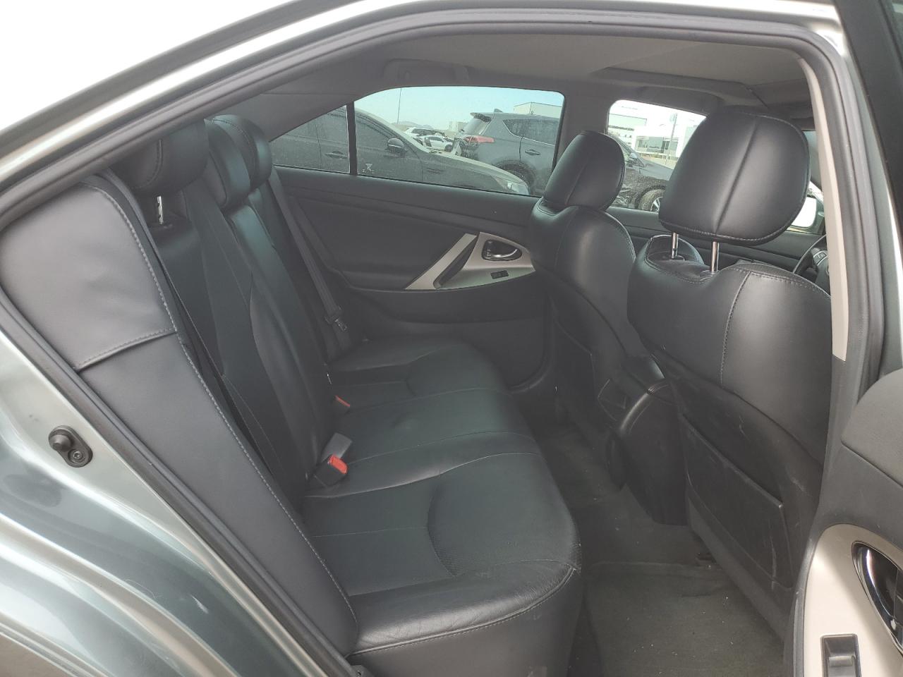 2008 Toyota Camry - Image 10