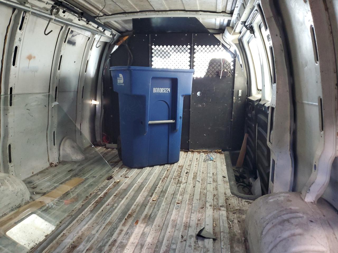 2005 Chevrolet Express G1500 VIN: 1GCFG15X651177090 Lot: 45412575