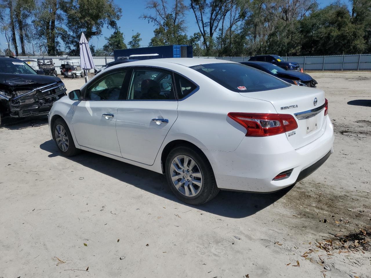 2019 Nissan Sentra - Image 2
