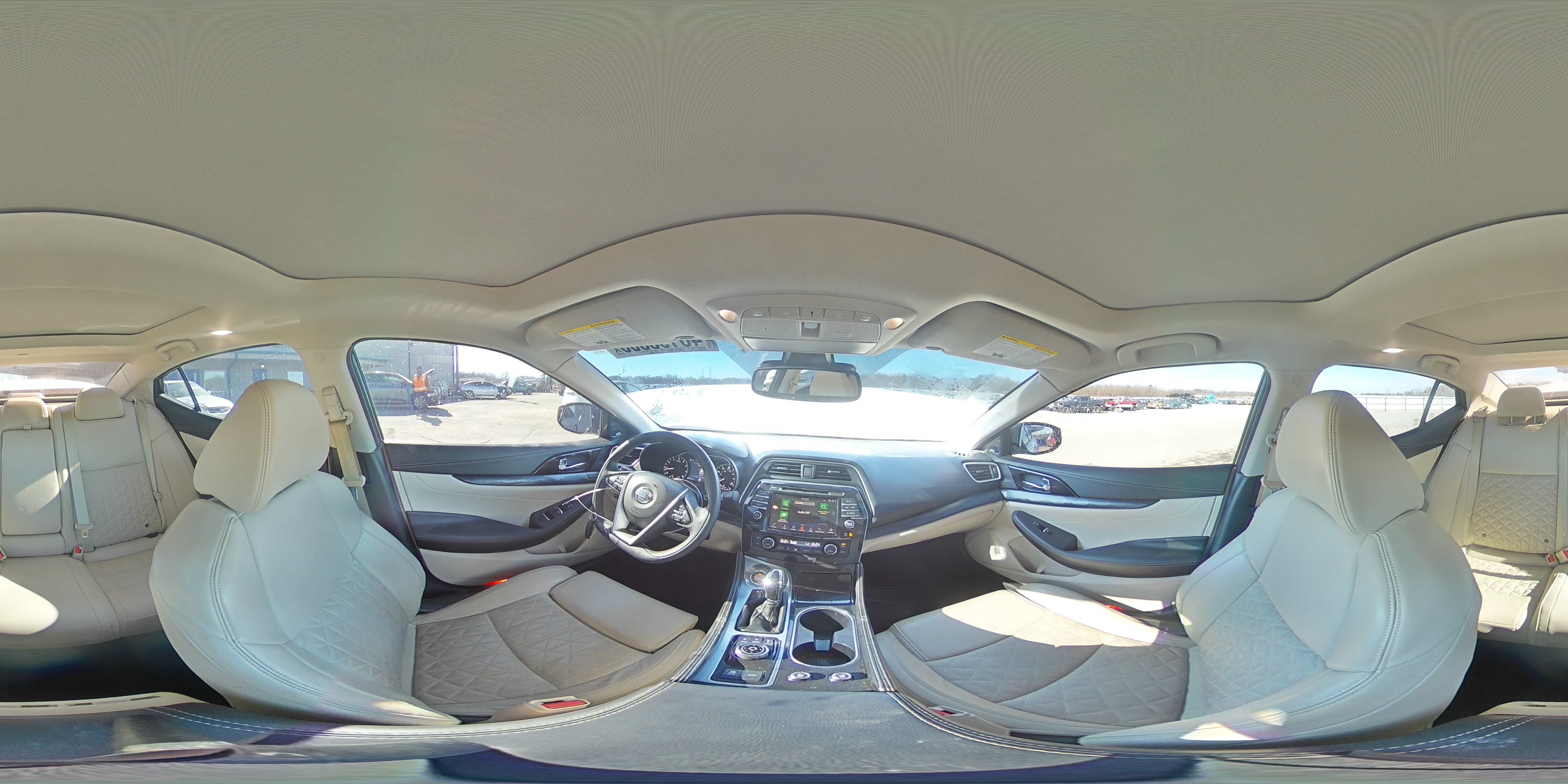 2019 Nissan Maxima - Image 14