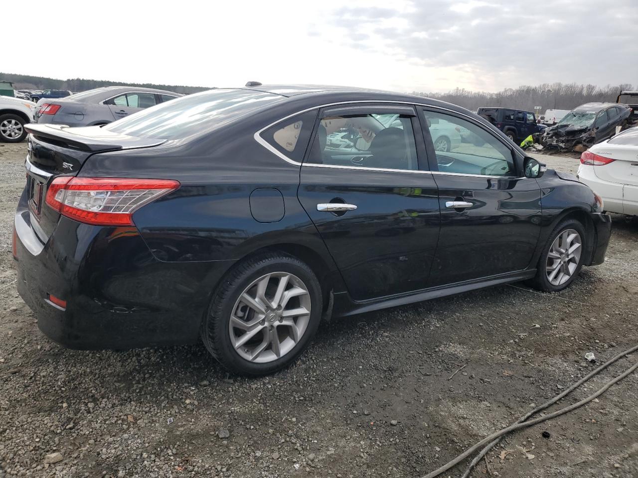 2015 Nissan Sentra - Image 3