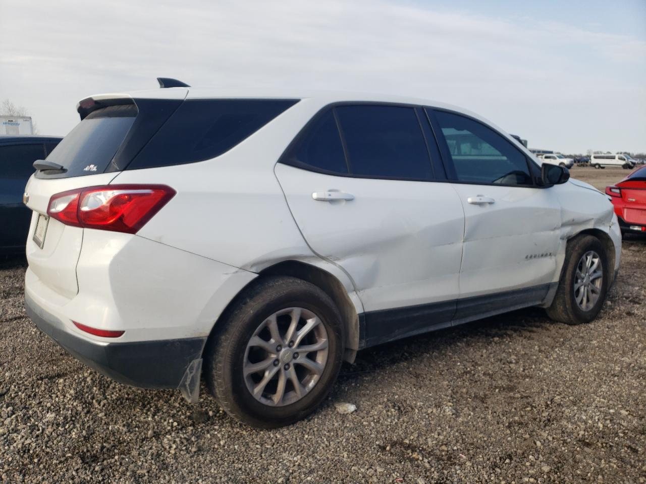 2018 Chevrolet Equinox - Image 3
