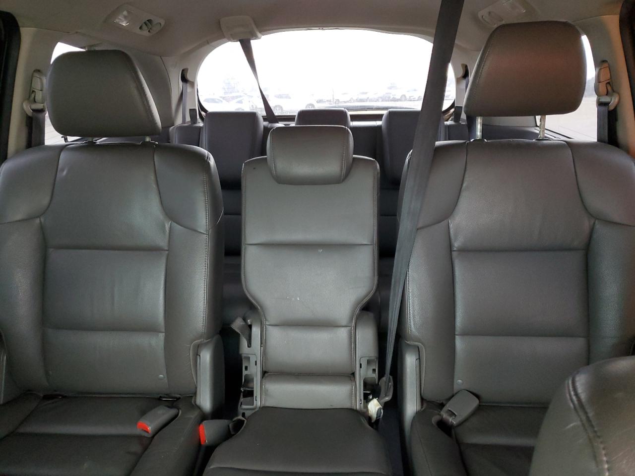 2011 Honda Odyssey - Image 10