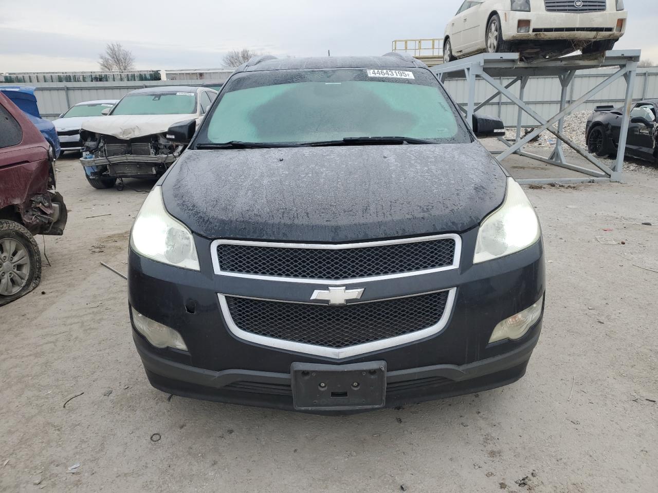 2010 Chevrolet Traverse - Image 5