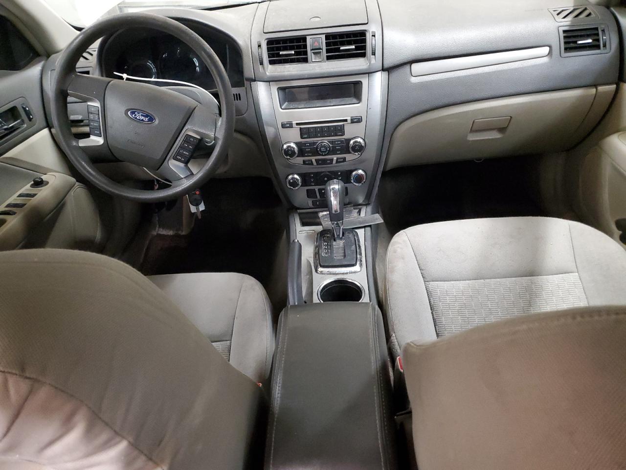 2010 Ford Fusion - Image 8