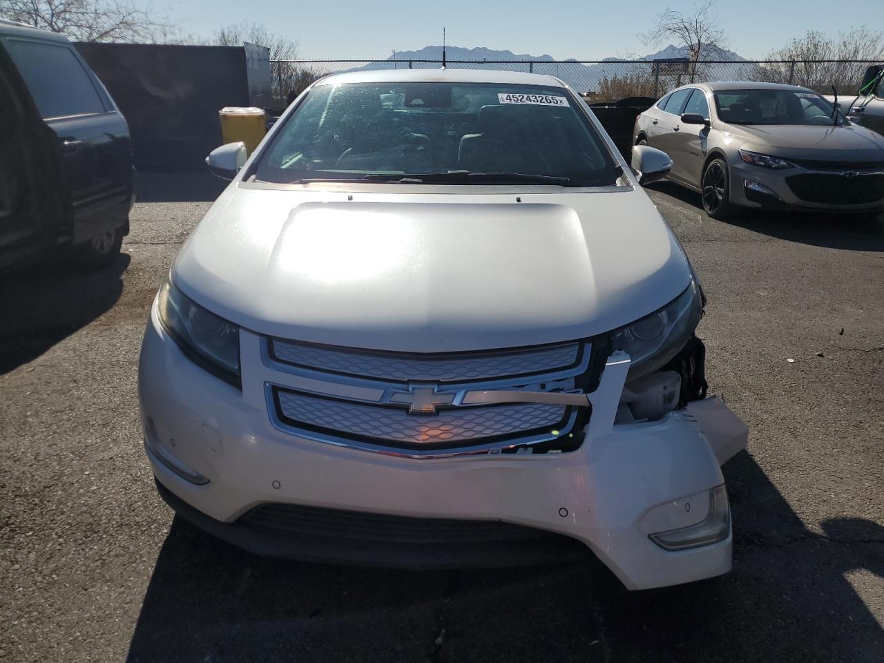 2014 Chevrolet Volt - Image 5