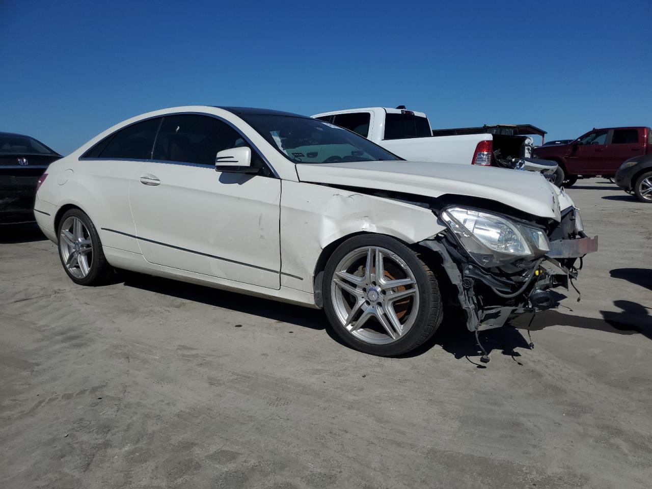 2013 Mercedes-Benz E-klasse - Image 4