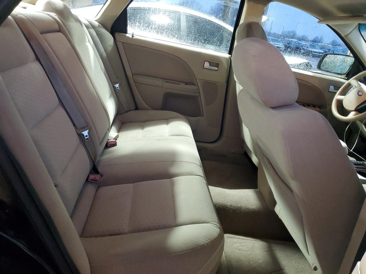 2005 Ford Five Hundred - Image 10