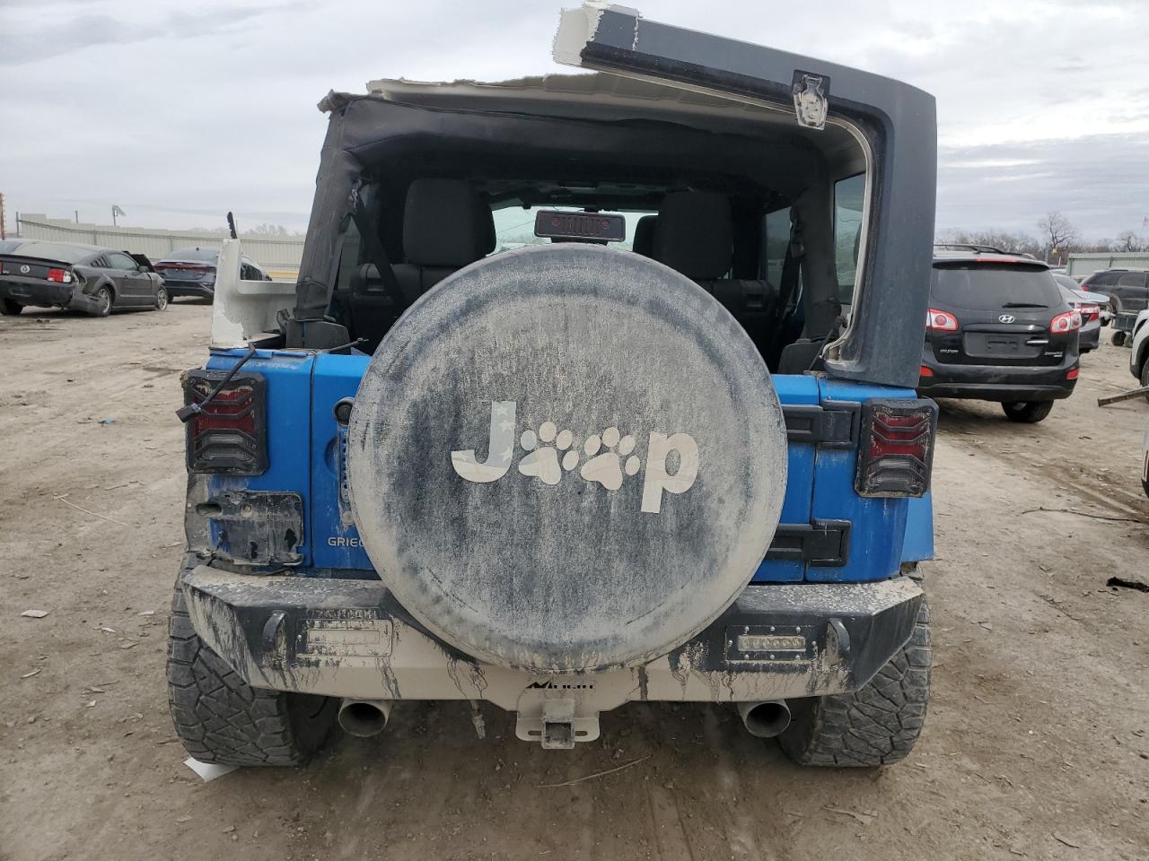 2014 Jeep Wrangler - Image 6