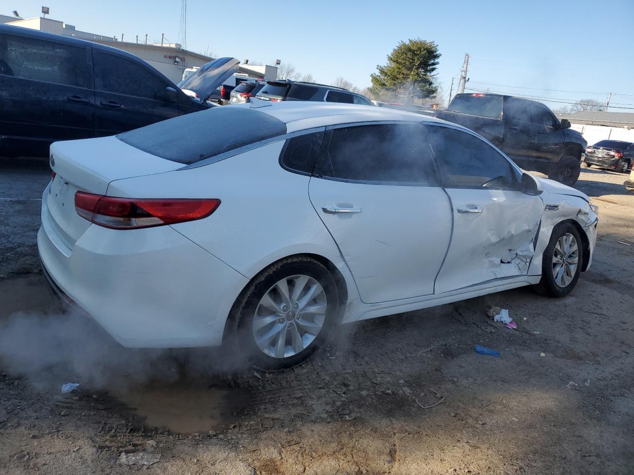 2016 Kia Optima - Image 3