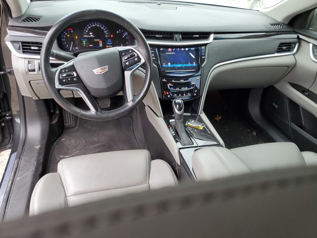 2016 Cadillac XTS - Image 8