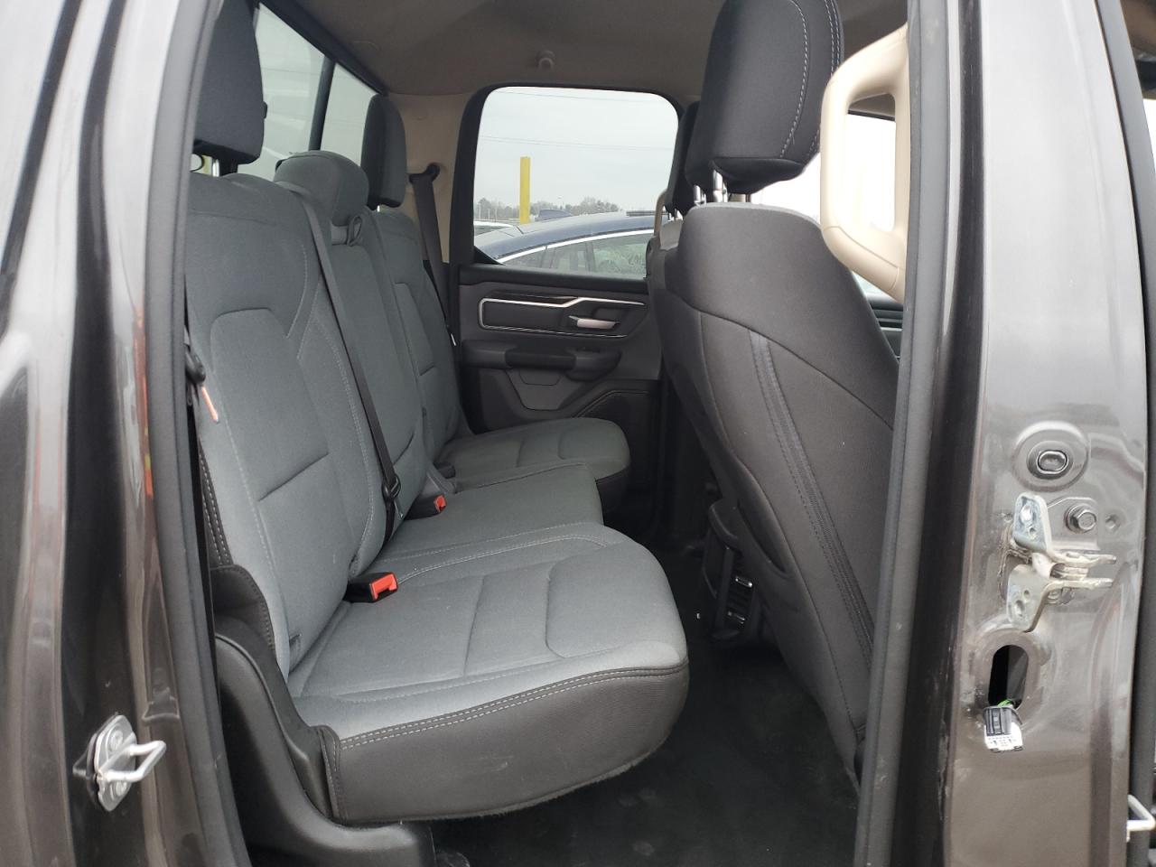 2020 RAM 1500 - Image 10