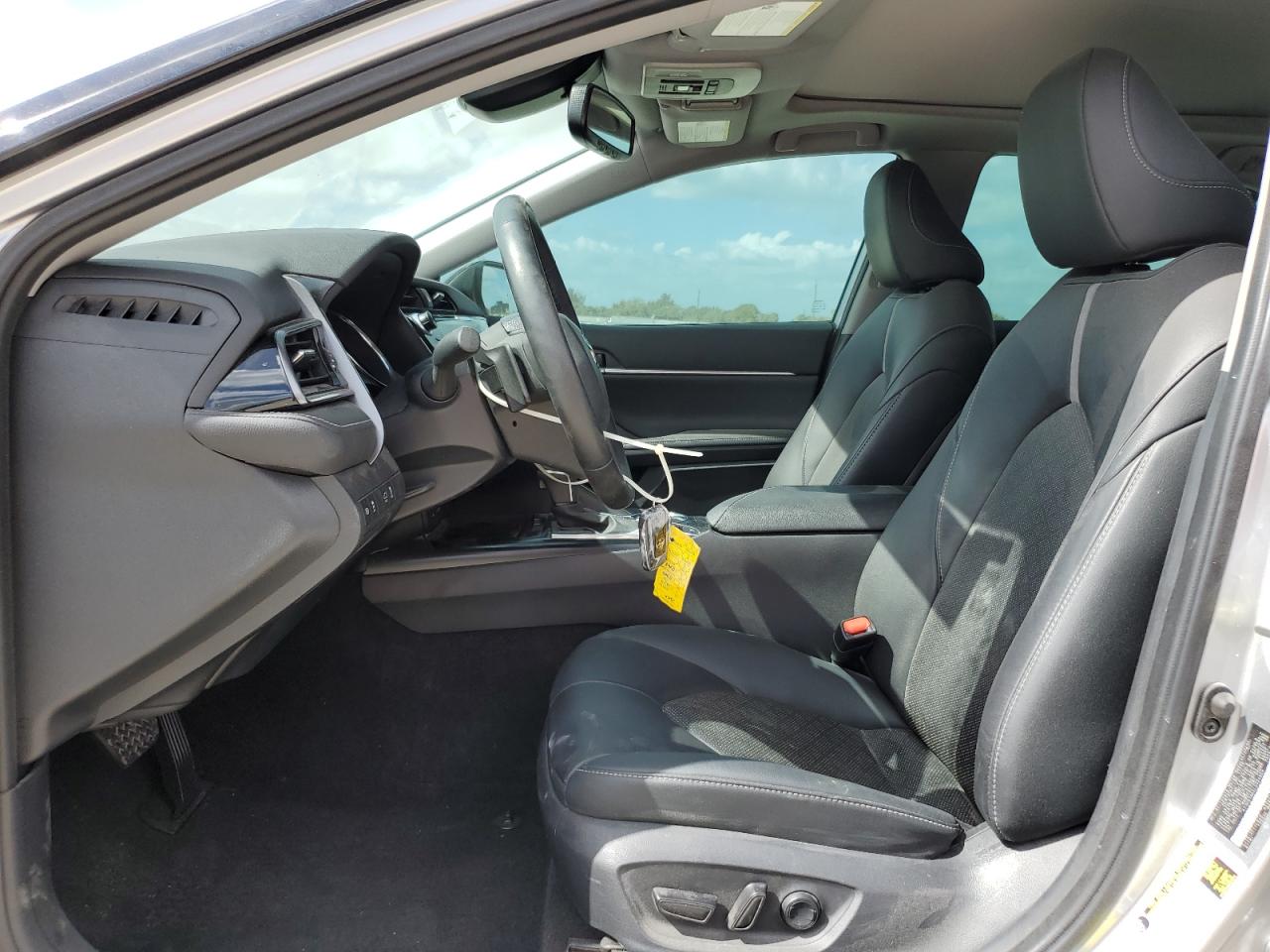 2020 Toyota Camry - Image 7