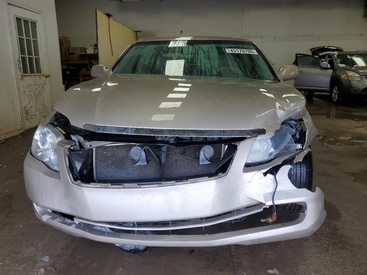 2006 Toyota Avalon - Image 5