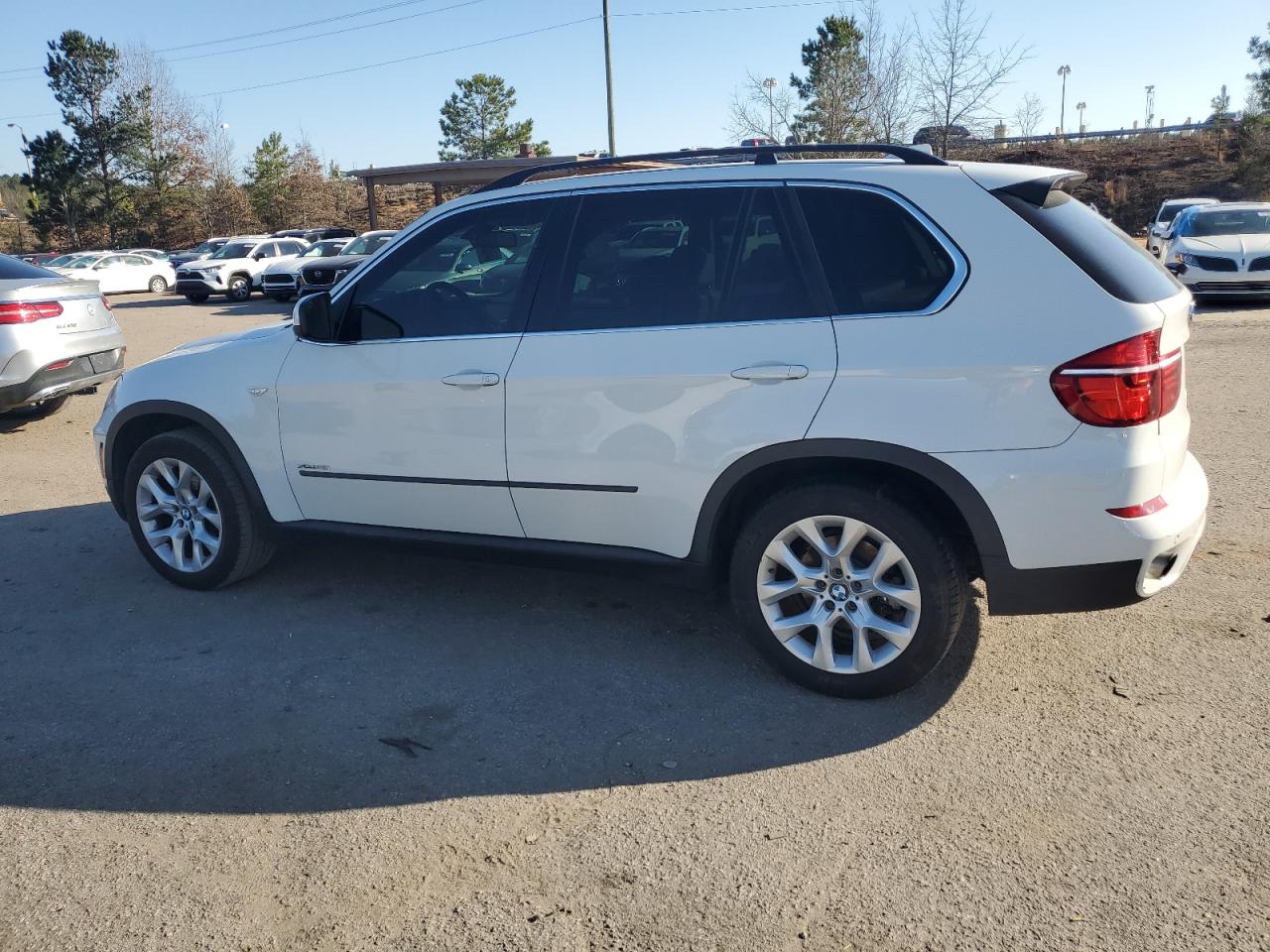 2013 BMW X5 - Image 2