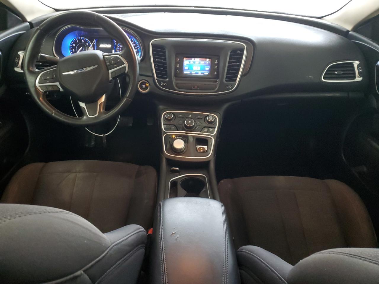 2015 Chrysler 200 - Image 8