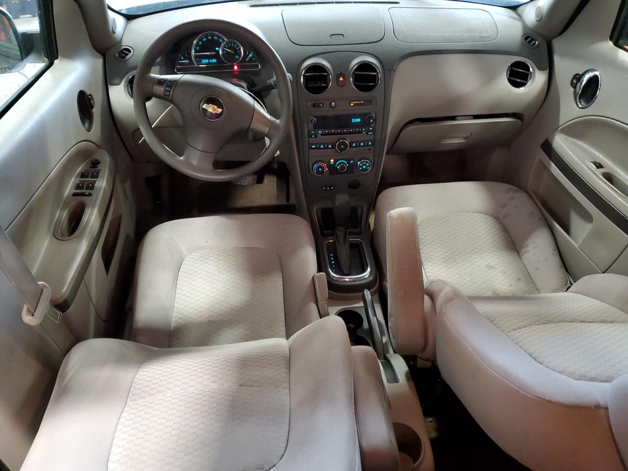 2011 Chevrolet HHR - Image 8