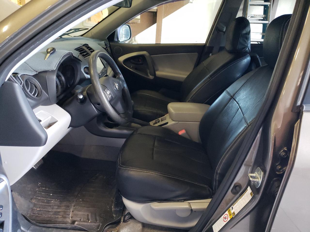 2012 Toyota RAV 4 - Image 7