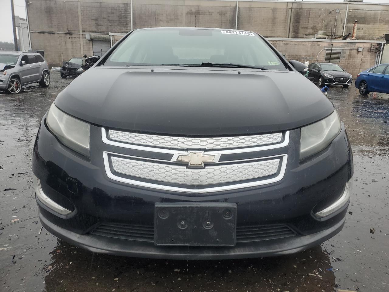 2011 Chevrolet Volt - Image 5