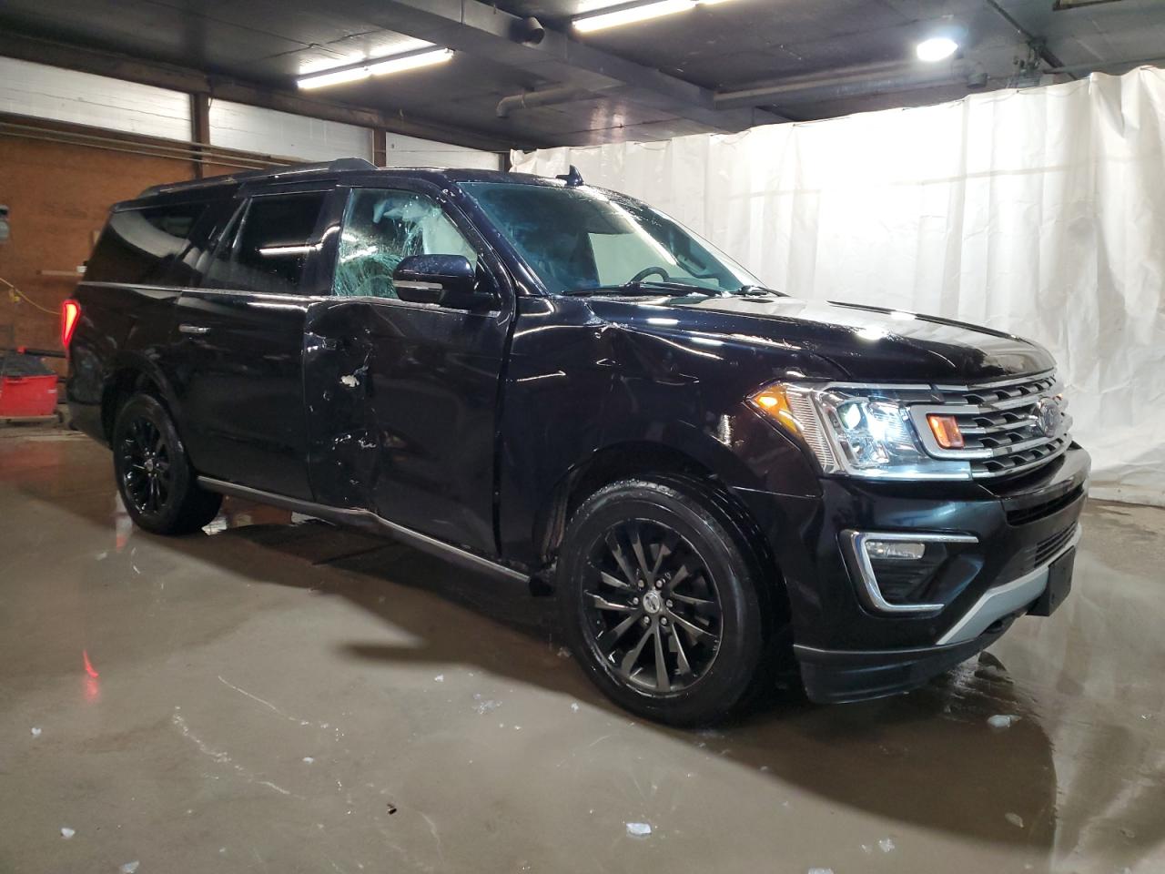 2019 Ford Expedition - Image 4
