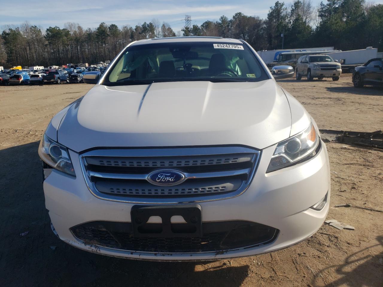 2011 Ford Taurus - Image 5