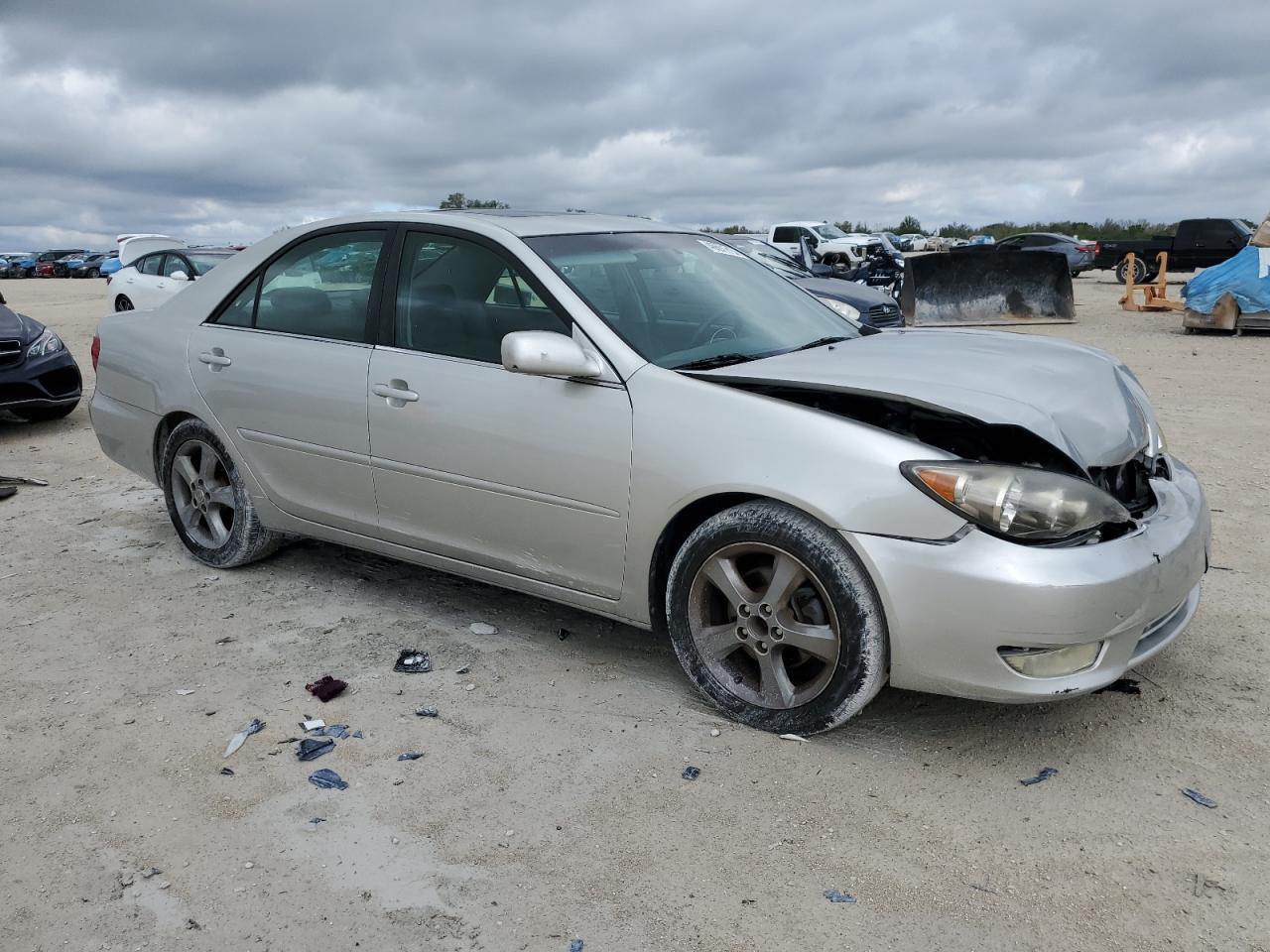 2006 Toyota Camry - Image 4