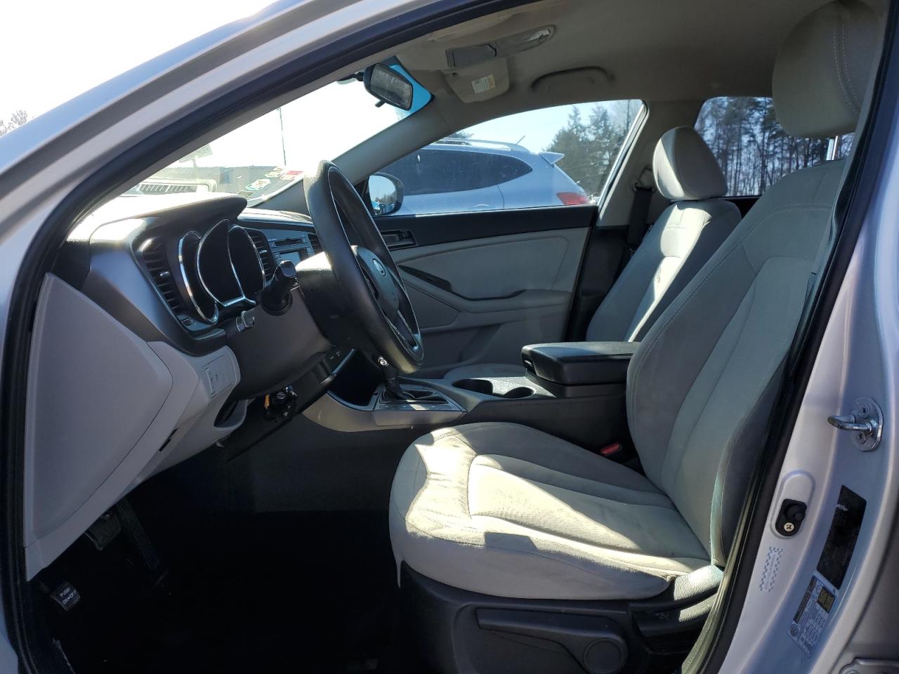 2011 Kia Optima - Image 7