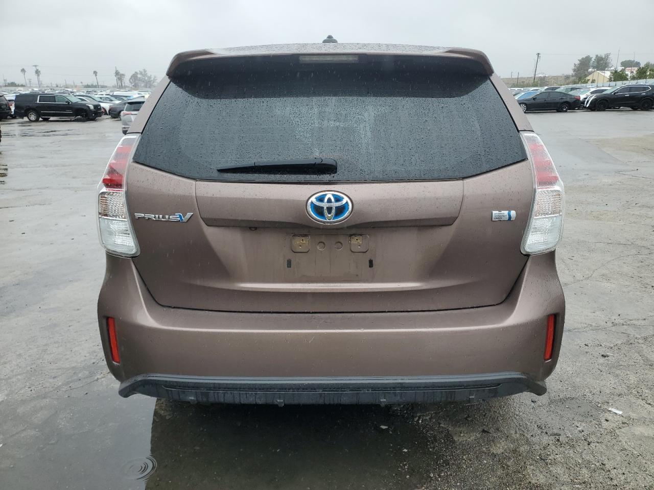 2017 Toyota Prius - Image 6