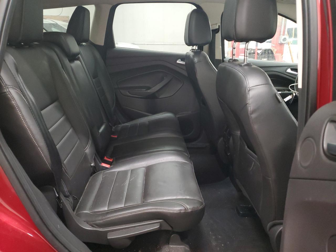 2015 Ford Escape - Image 11