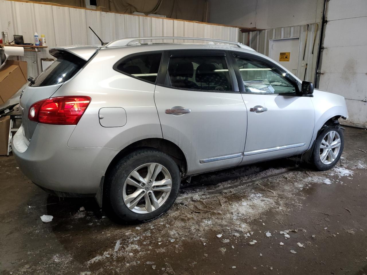 2015 Nissan Rogue - Image 3