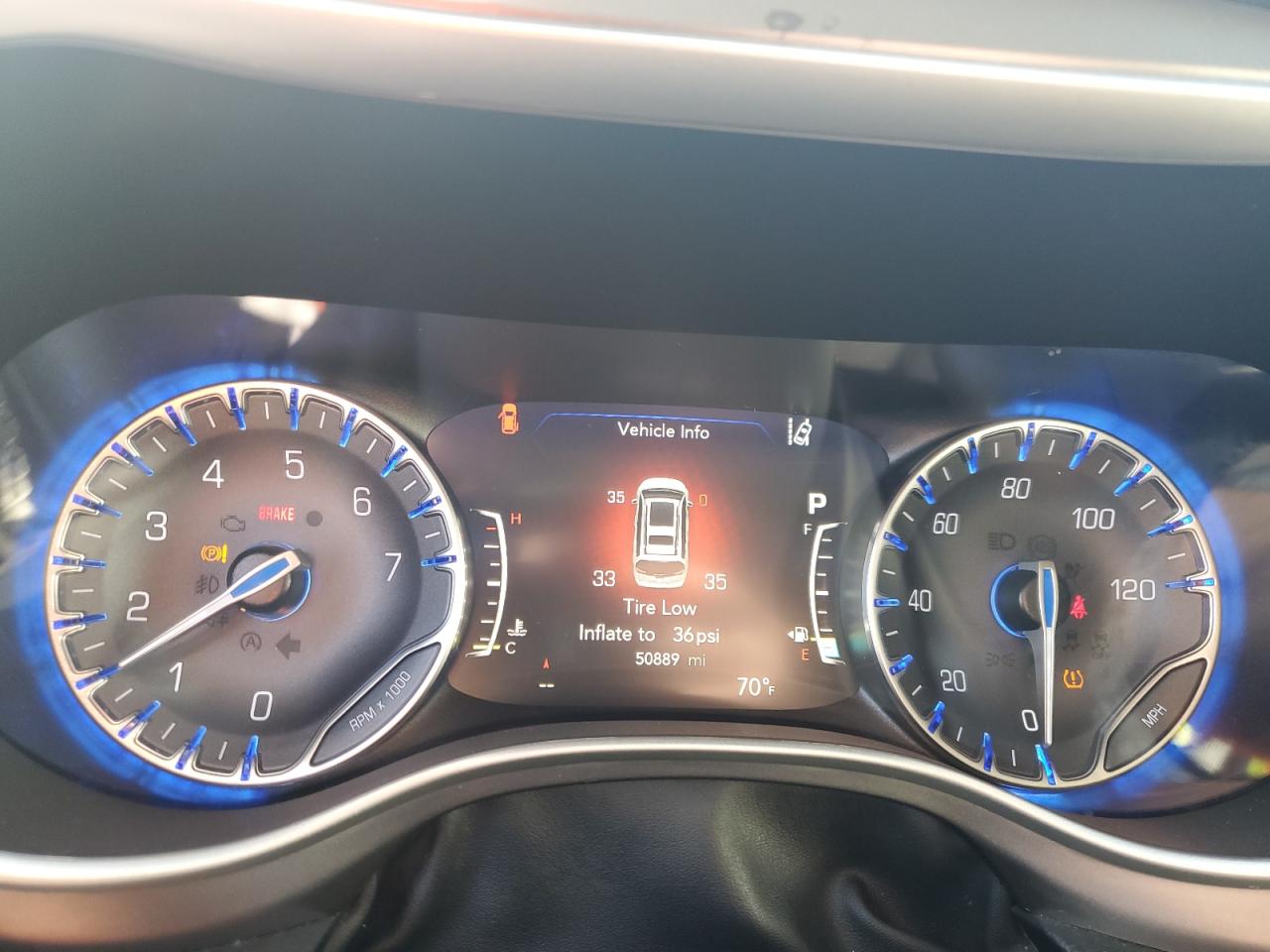 2021 Chrysler Pacifica - Image 9