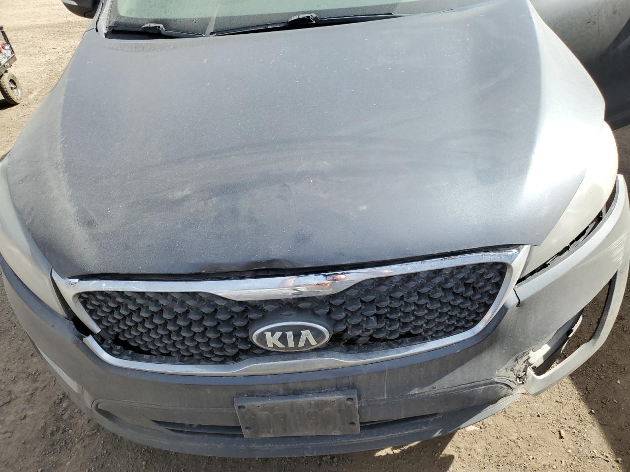 2018 Kia Sorento - Image 13