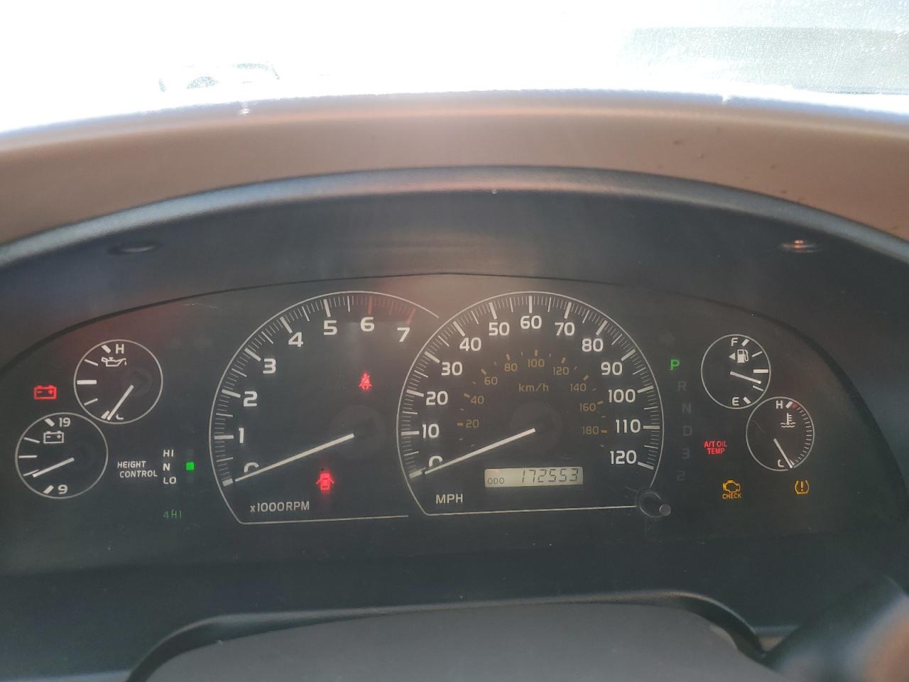 2005 Toyota Sequoia - Image 9