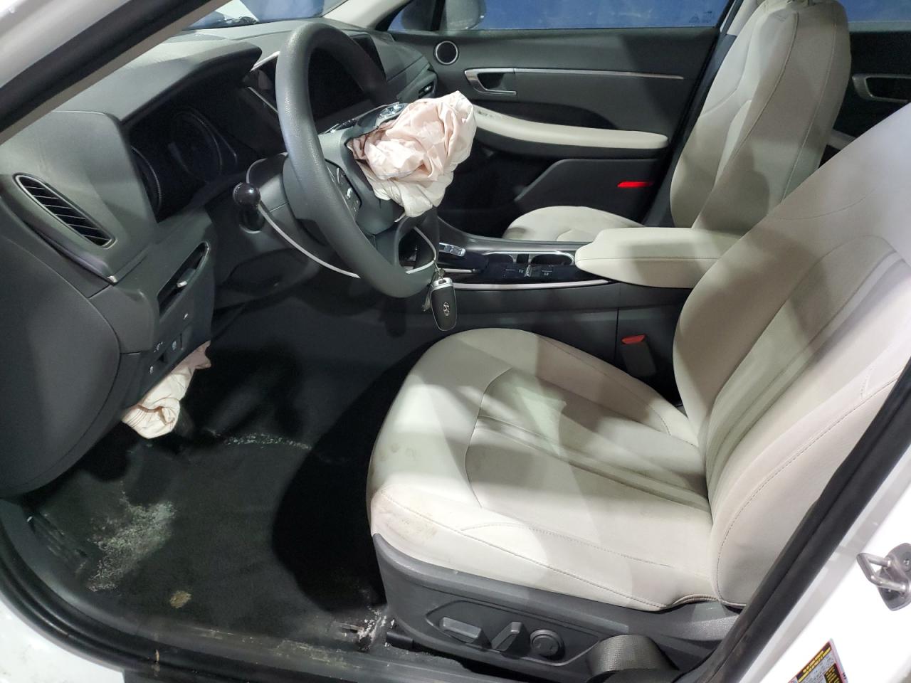 2023 Hyundai Sonata - Image 7