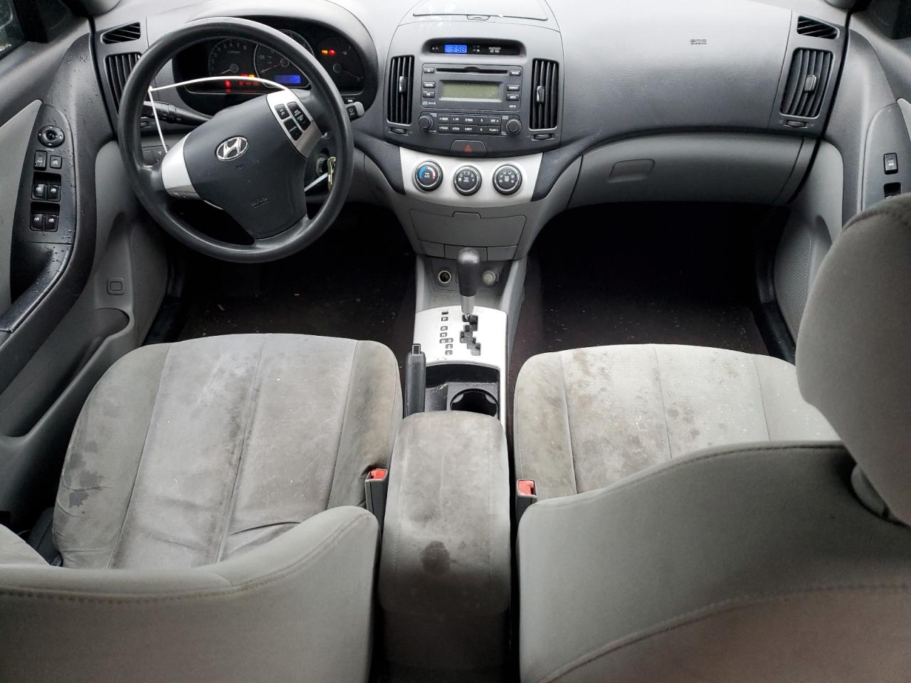 2009 Hyundai Elantra - Image 8