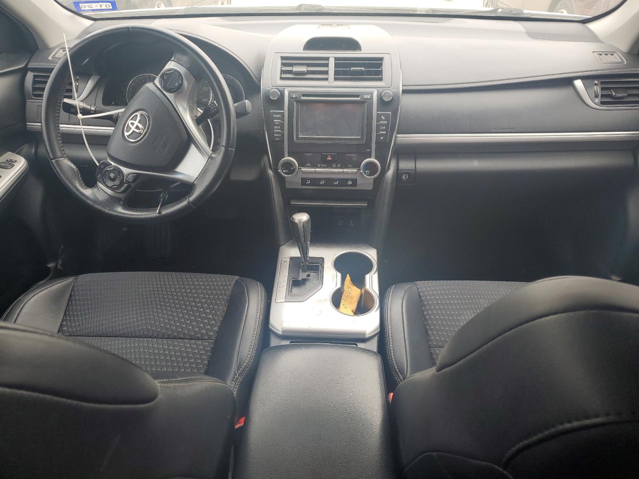 2014 Toyota Camry - Image 8