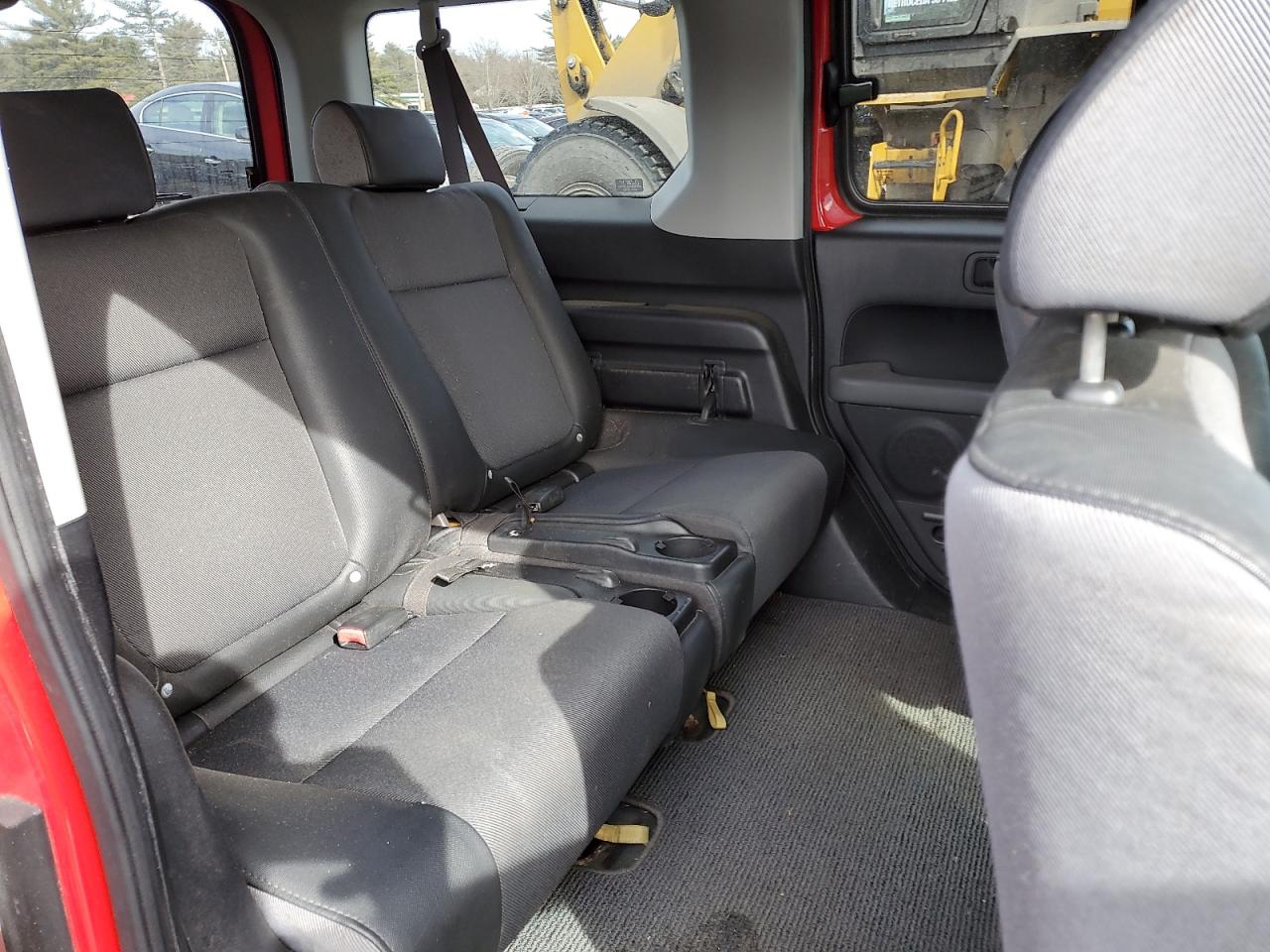 2005 Honda Element - Image 11